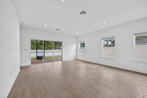 House in Ocala, Florida 3 bedrooms, 163.04 sq.m. № 2259472 - photo 20