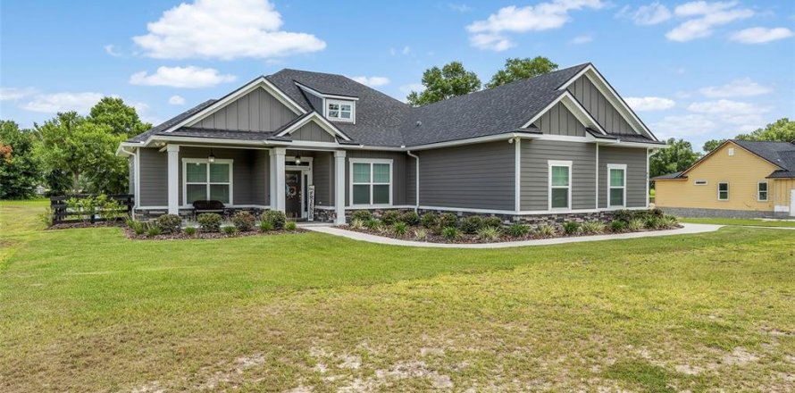 House in Live Oak, Florida 4 bedrooms, 199.28 sq.m. № 1678266