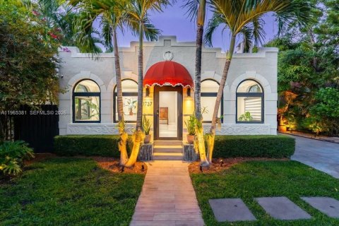 Casa en venta en Miami, Florida, 3 dormitorios, 169.83 m2 № 2029397 - foto 6