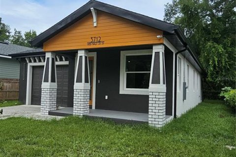 Casa en venta en Tampa, Florida, 3 dormitorios, 134.15 m2 № 1815620 - foto 2
