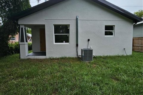 Casa en venta en Tampa, Florida, 3 dormitorios, 134.15 m2 № 1815620 - foto 3