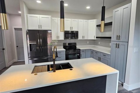 Casa en venta en Tampa, Florida, 3 dormitorios, 134.15 m2 № 1815620 - foto 9