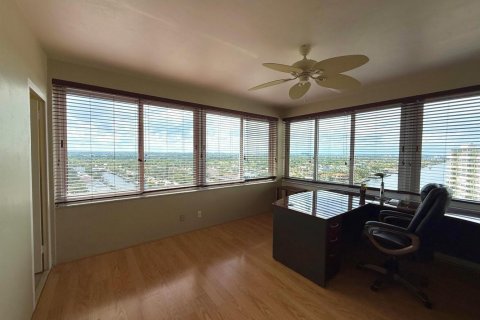 Condo in Fort Lauderdale, Florida, 3 bedrooms  № 2276145 - photo 7