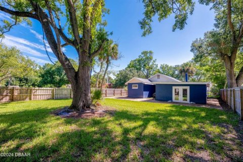 House in Daytona Beach, Florida 4 bedrooms, 172.15 sq.m. № 2121224 - photo 21