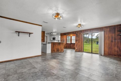 Casa en alquiler en Frostproof, Florida, 4 dormitorios, 172.43 m2 № 1782201 - foto 13