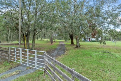 Casa en alquiler en Frostproof, Florida, 4 dormitorios, 172.43 m2 № 1782201 - foto 2