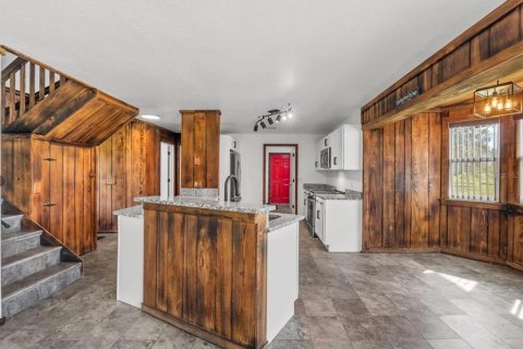 Casa en alquiler en Frostproof, Florida, 4 dormitorios, 172.43 m2 № 1782201 - foto 9