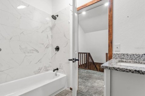 Casa en alquiler en Frostproof, Florida, 4 dormitorios, 172.43 m2 № 1782201 - foto 27