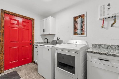 Casa en alquiler en Frostproof, Florida, 4 dormitorios, 172.43 m2 № 1782201 - foto 29