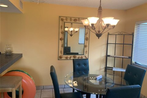 Condominio en alquiler en Tierra Verde, Florida, 2 dormitorios, 77.11 m2 № 1833592 - foto 15