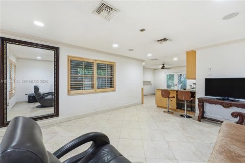 Купить виллу или дом в Дания-Бич, Флорида 2 спальни, 103.49м2, № 2292927 - фото 7