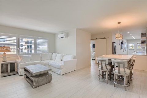 Copropriété à vendre à Hollywood, Floride: 1 chambre, 50.35 m2 № 2271936 - photo 3