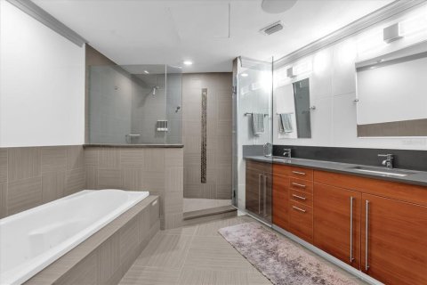 Condo in Orlando, Florida, 2 bedrooms  № 1803335 - photo 18