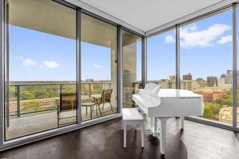 Condo in Orlando, Florida, 2 bedrooms  № 1803335 - photo 15