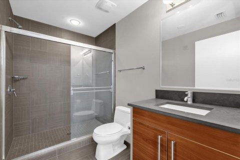 Condo in Orlando, Florida, 2 bedrooms  № 1803335 - photo 22