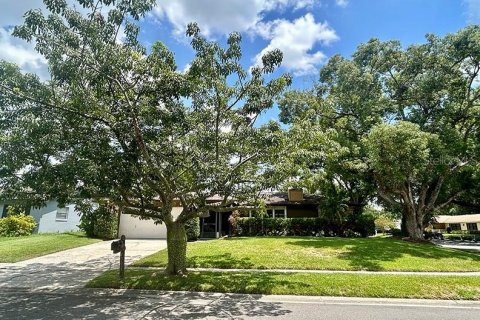 Casa en venta en Orlando, Florida, 3 dormitorios, 136.19 m2 № 1899977 - foto 2