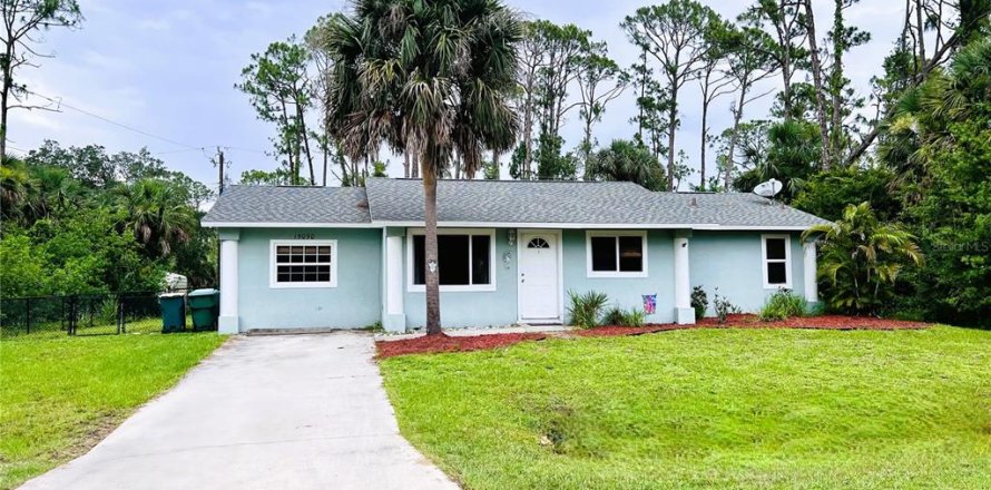 Villa ou maison à Port Charlotte, Floride 3 chambres, 138.24 m2 № 1810981
