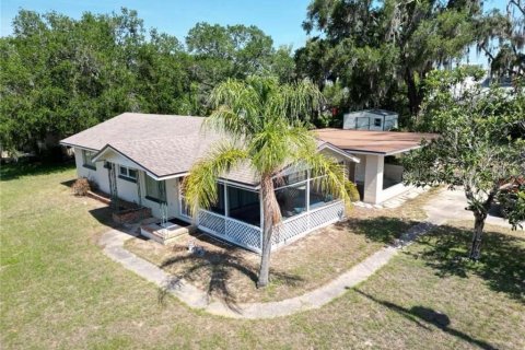 Casa en venta en Eustis, Florida, 4 dormitorios, 136.29 m2 № 1749265 - foto 1