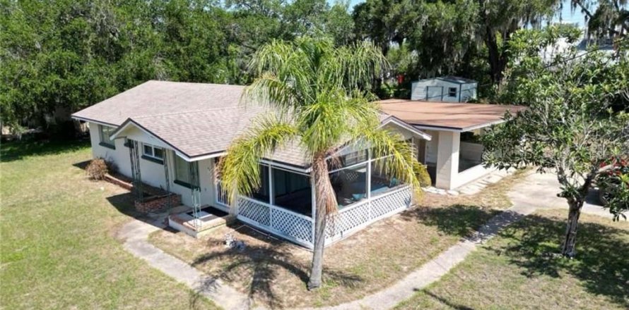 Casa en Eustis, Florida 4 dormitorios, 136.29 m2 № 1749265