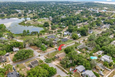 House in Eustis, Florida 4 bedrooms, 136.29 sq.m. № 1749265 - photo 12