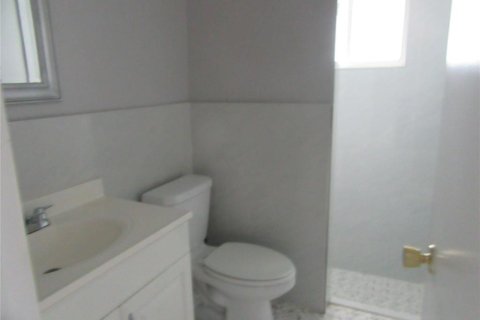 House in Coral Springs, Florida 3 bedrooms, 167.22 sq.m. № 2083798 - photo 9