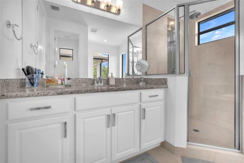 Casa en venta en Pembroke Pines, Florida, 4 dormitorios, 259.38 m2 № 1878998 - foto 22