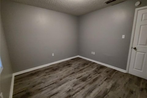 Apartamento en alquiler en Leesburg, Florida, 2 dormitorios, 69.77 m2 № 1901708 - foto 20
