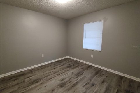Apartamento en alquiler en Leesburg, Florida, 2 dormitorios, 69.77 m2 № 1901708 - foto 15
