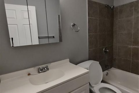 Apartamento en alquiler en Leesburg, Florida, 2 dormitorios, 69.77 m2 № 1901708 - foto 9
