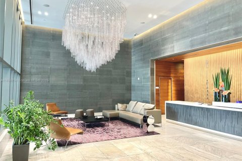 Купить кондоминиум в Майами, Флорида 2 спальни, 111.67м2, № 1825469 - фото 14