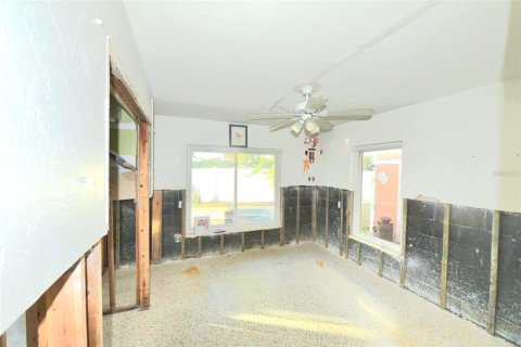 House in Dunedin, Florida 2 bedrooms, 105.26 sq.m. № 1448078 - photo 23