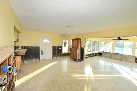 House in Dunedin, Florida 2 bedrooms, 105.26 sq.m. № 1448078 - photo 16