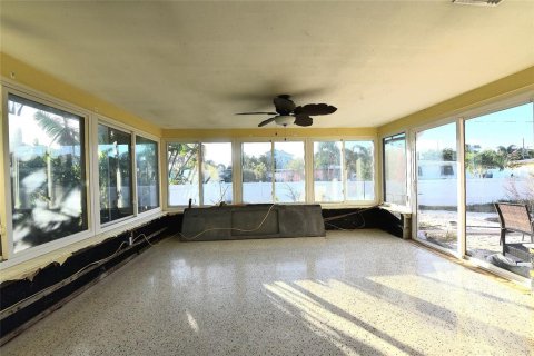 House in Dunedin, Florida 2 bedrooms, 105.26 sq.m. № 1448078 - photo 19