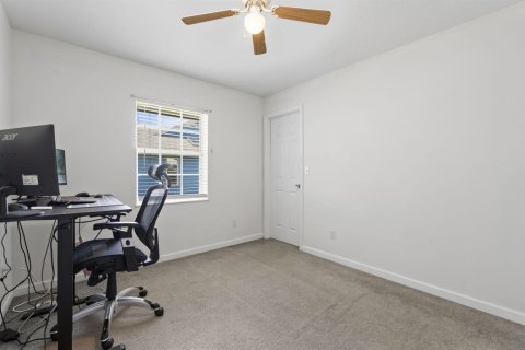 House in Vero Beach, Florida 4 bedrooms, 181.25 sq.m. № 2086301 - photo 22