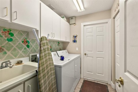 Casa en venta en Palm Coast, Florida, 4 dormitorios, 278.61 m2 № 1918883 - foto 25