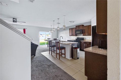 Casa en venta en Winter Haven, Florida, 5 dormitorios, 239.41 m2 № 2167219 - foto 5