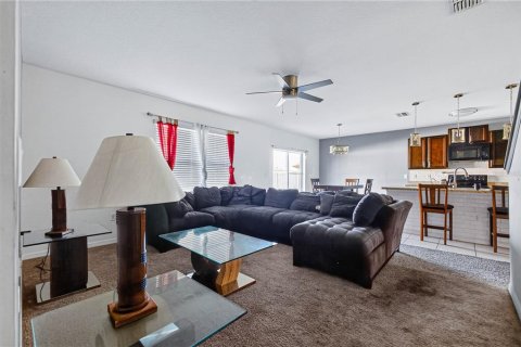 Casa en venta en Winter Haven, Florida, 5 dormitorios, 239.41 m2 № 2167219 - foto 8
