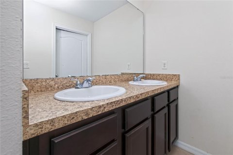 Casa en venta en Winter Haven, Florida, 5 dormitorios, 239.41 m2 № 2167219 - foto 24