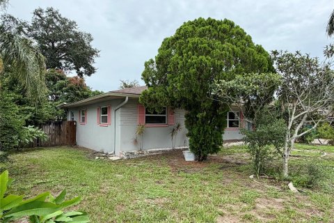 Villa ou maison à vendre à Clearwater, Floride: 3 chambres, 136.38 m2 № 2196300 - photo 4