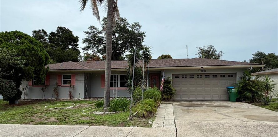 Villa ou maison à Clearwater, Floride 3 chambres, 136.38 m2 № 2196300