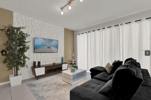 Adosado en venta en Kissimmee, Florida, 5 dormitorios, 213.12 m2 № 2101756 - foto 5