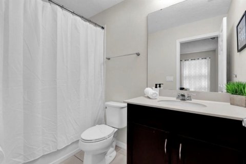 Adosado en venta en Kissimmee, Florida, 5 dormitorios, 213.12 m2 № 2101756 - foto 16
