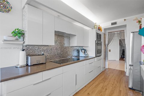 Снять в аренду кондоминиум в Авентура, Флорида 3 спальни, 220.18м2, № 1992417 - фото 21