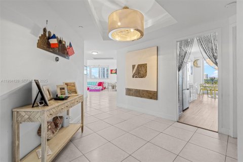 Снять в аренду кондоминиум в Авентура, Флорида 3 спальни, 220.18м2, № 1992417 - фото 5