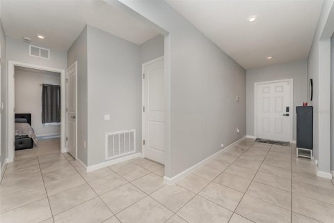House in Haines City, Florida 4 bedrooms, 158.21 sq.m. № 1624763 - photo 5