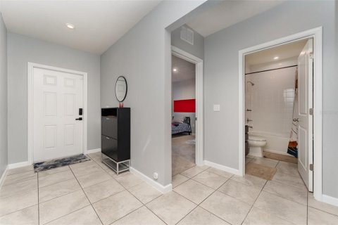 House in Haines City, Florida 4 bedrooms, 158.21 sq.m. № 1624763 - photo 6