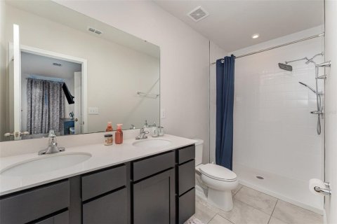 House in Haines City, Florida 4 bedrooms, 158.21 sq.m. № 1624763 - photo 19