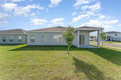 House in Haines City, Florida 4 bedrooms, 158.21 sq.m. № 1624763 - photo 29