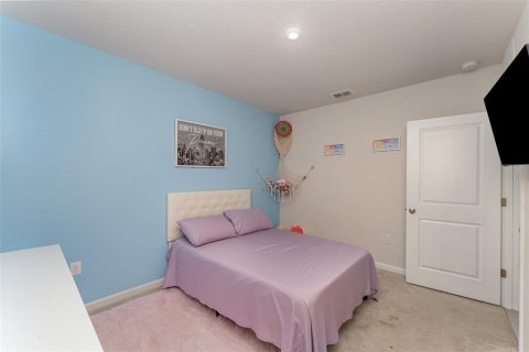 House in Haines City, Florida 4 bedrooms, 158.21 sq.m. № 1624763 - photo 21