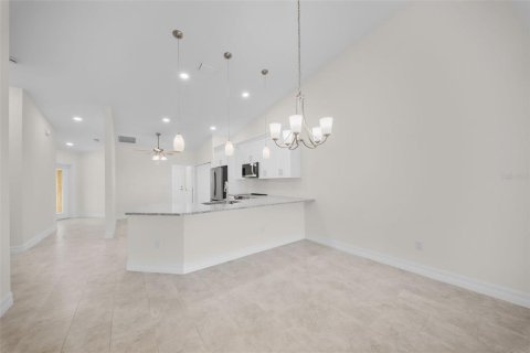 Condominio en venta en Punta Gorda, Florida, 3 dormitorios, 163.97 m2 № 2428796 - foto 5